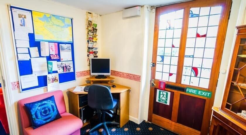 The Beaumont Bed & Breakfast Sittingbourne Exterior photo
