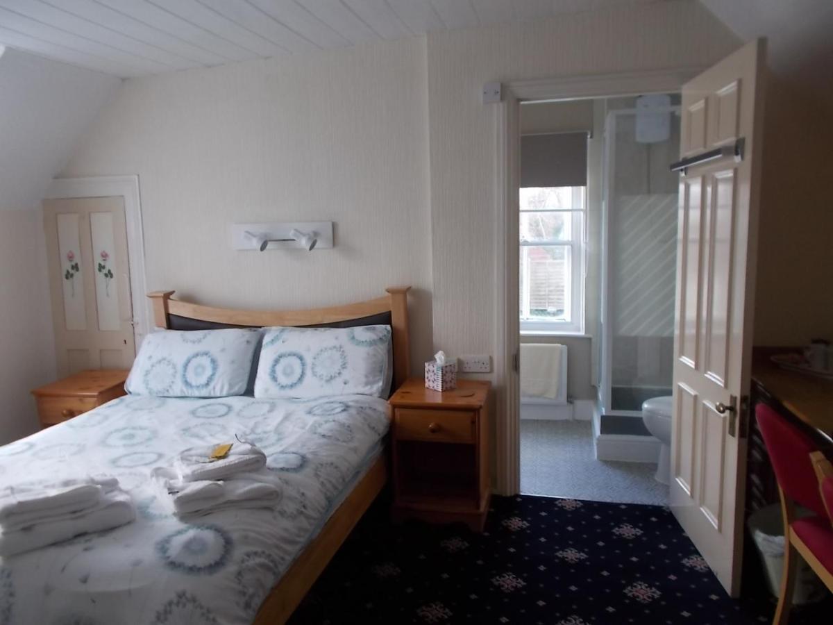 The Beaumont Bed & Breakfast Sittingbourne Exterior photo